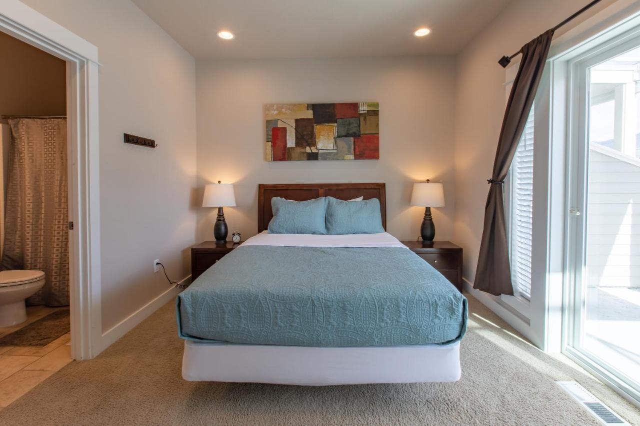 Rockaway Beach Vibes,Waterfront Oceanfront Rockaway Beach House Near Downtown,Wifi, Washer Dryer Esterno foto