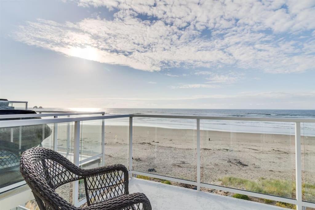 Rockaway Beach Vibes,Waterfront Oceanfront Rockaway Beach House Near Downtown,Wifi, Washer Dryer Esterno foto