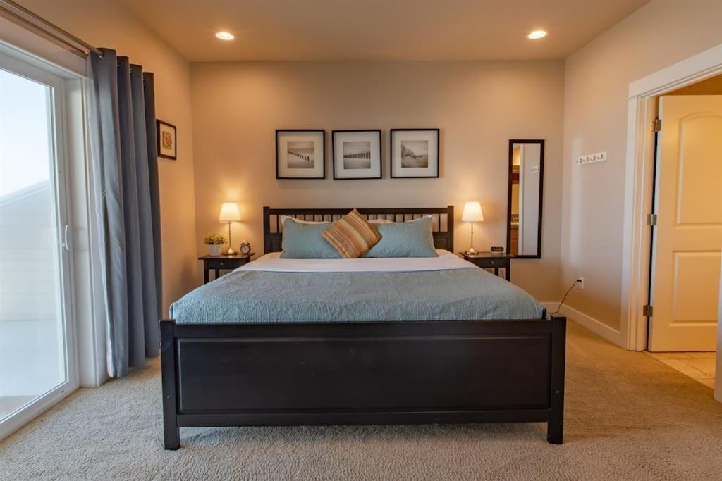 Rockaway Beach Vibes,Waterfront Oceanfront Rockaway Beach House Near Downtown,Wifi, Washer Dryer Esterno foto